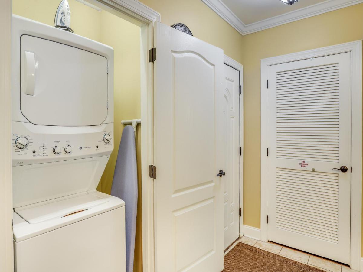 Downtown Delight, 2 Bedrooms, Pool, Hot Tub, Sleeps 6 Gatlinburg Exterior foto